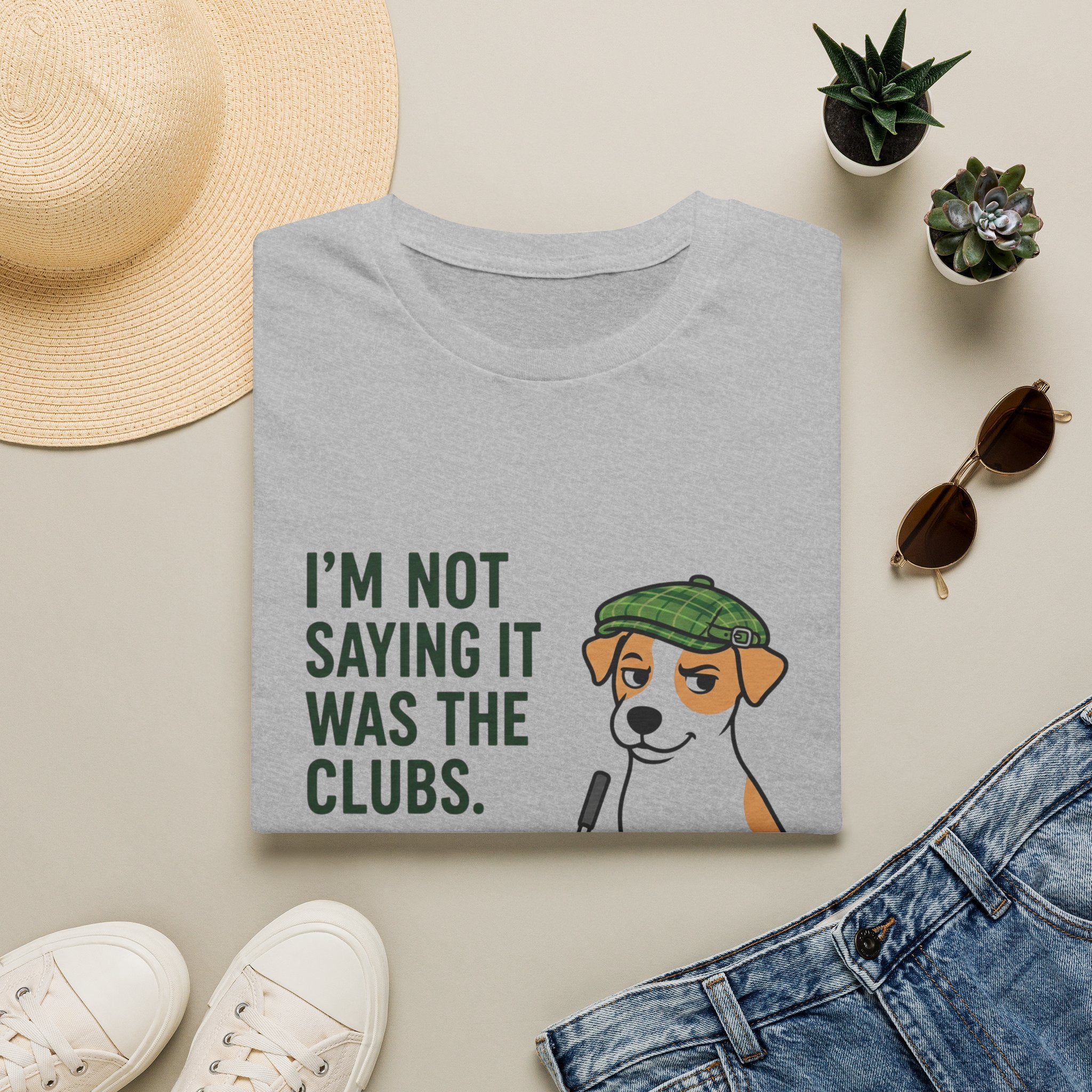 T‑Shirt — "I'm Not Saying It Was the Clubs" Cute Golf Dog Graphic Tee