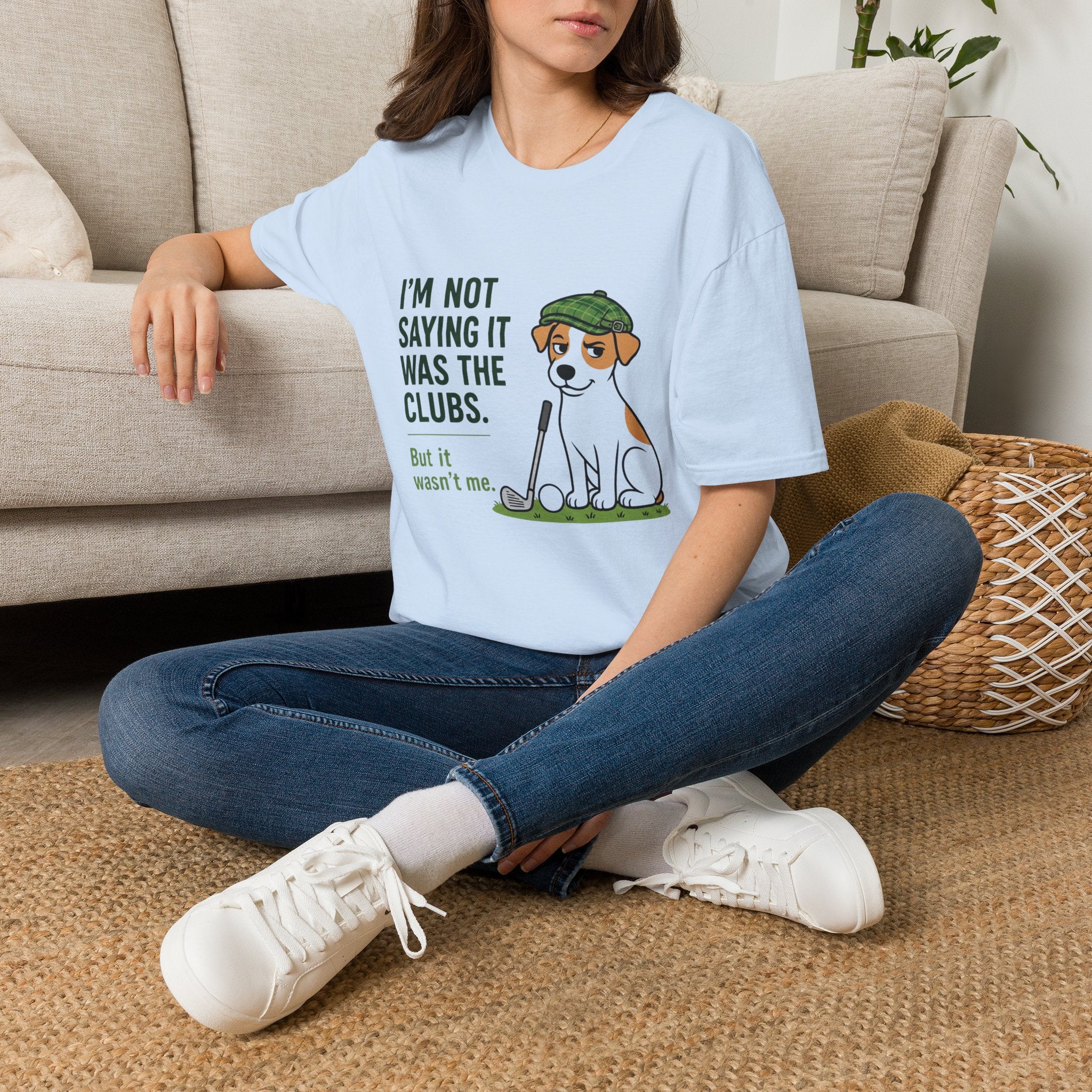 T‑Shirt — "I'm Not Saying It Was the Clubs" Cute Golf Dog Graphic Tee